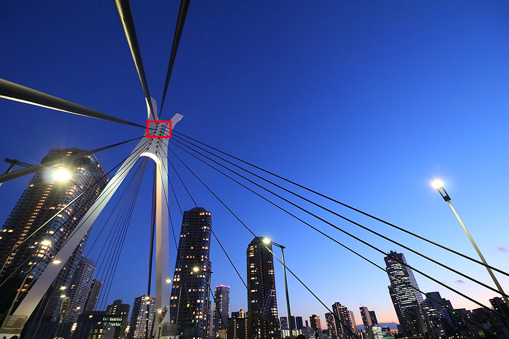 Nightscape with no visible noise