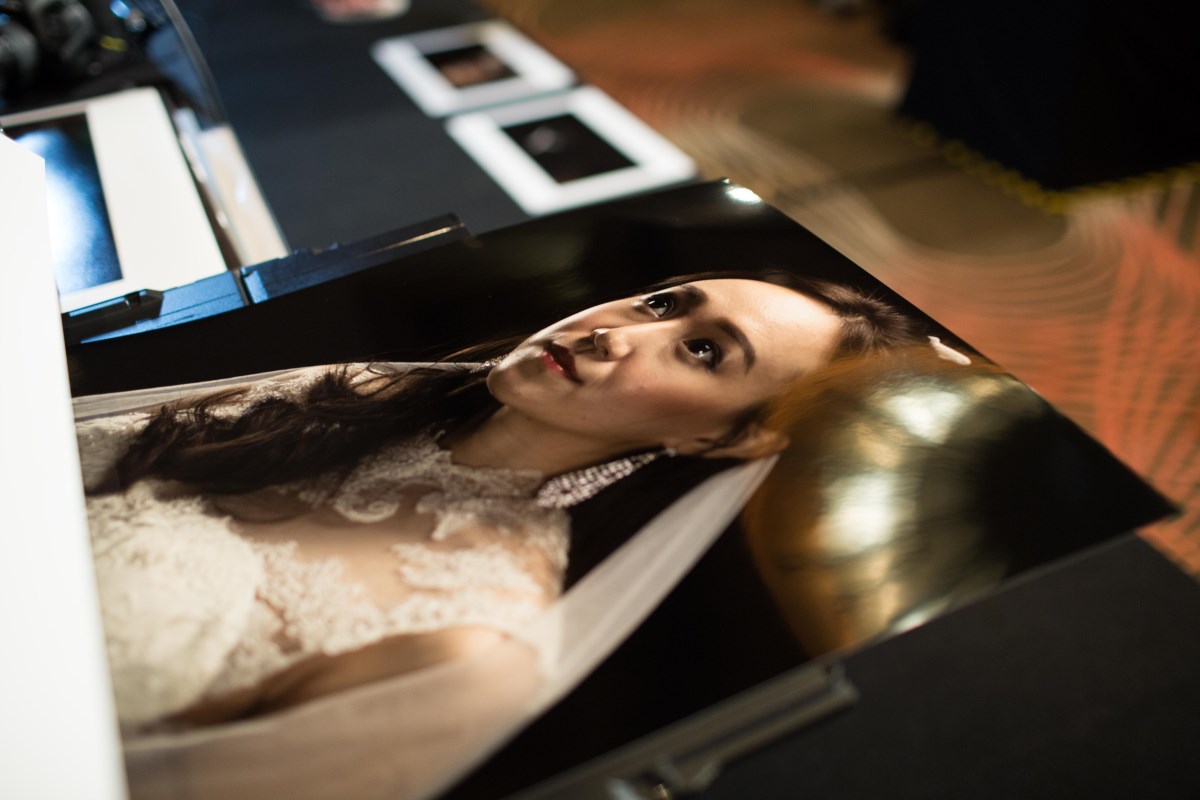 Canon EOS 5D Mark IV Take on The Infinite Seminar bride