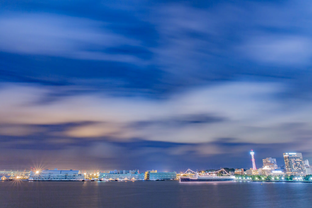 A surreal night photograph shot with EOS 5D Mark III (with exposure compensation)