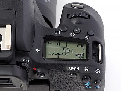 EOS 77D top LCD panel