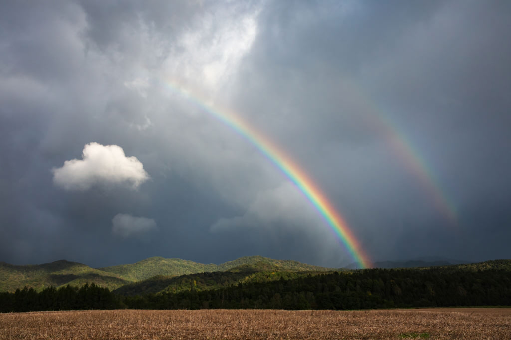 A rainbow photographed with the EOS 5D Mark IV