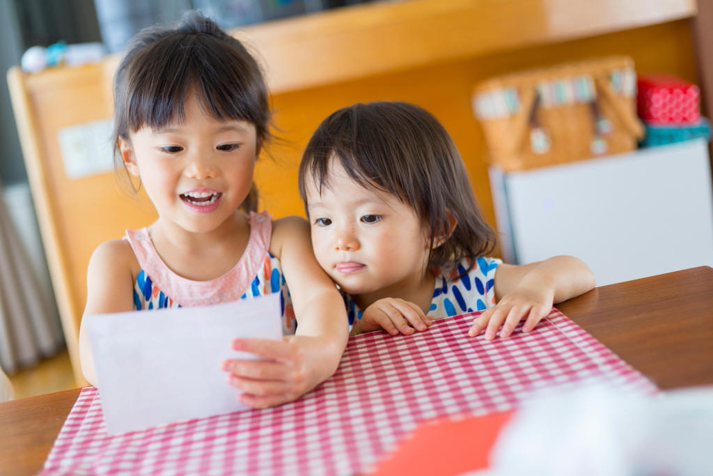 Siblings, photographed with the EOS 5D Mark 