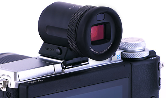 EOS M6 with external EVF (close-up)