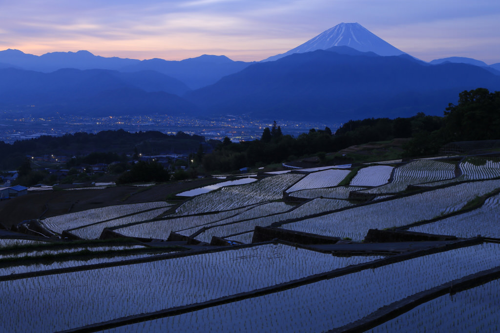 20min before sunrise (blue hour)