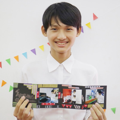 Yangon Photo Craft Workshop participants with their masterpieces (Bellows Photo Card) - 1