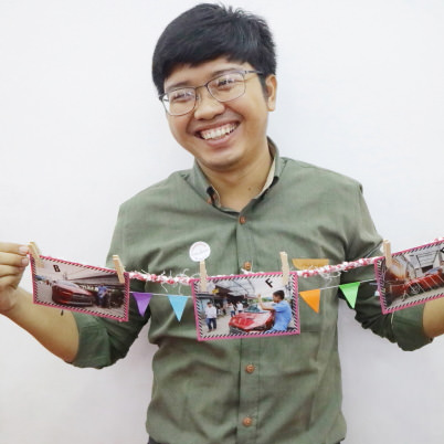 Yangon Photo Craft Workshop participants with their masterpieces (Flag Photo Card) - 1