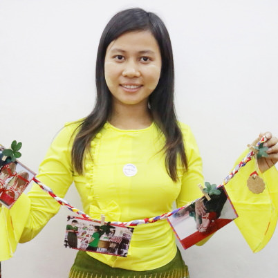 Yangon Photo Craft Workshop participants with their masterpieces (Flag Photo Card) - 2