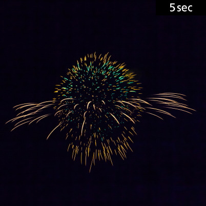 Fireworks – shape not beautiful (5 sec)
