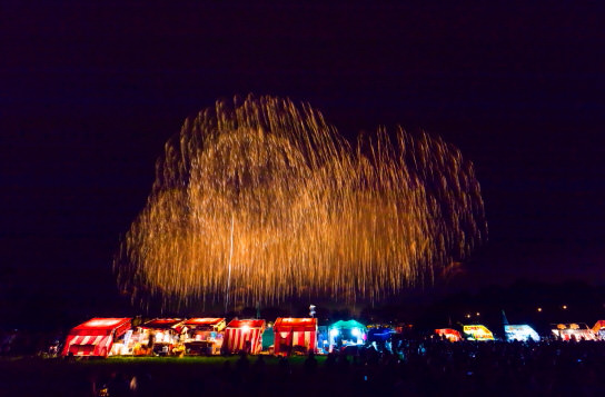 Failed fireworks shot (shutter speed too slow)