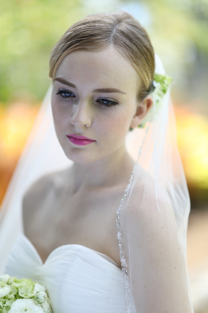 A wedding portrait, shot with the EF85mm f/1.4L IS USM