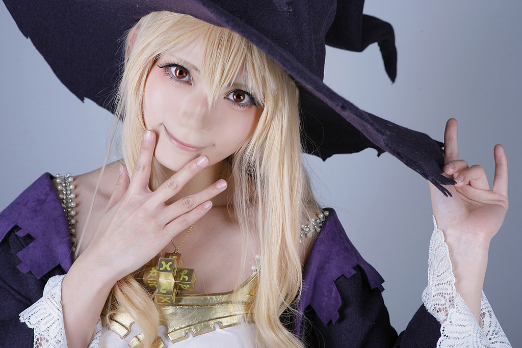 Cosplay photograph, shot with diffusing fabric