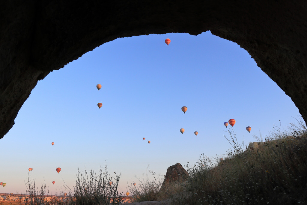 Amazing brightness contrast on EOS 200D