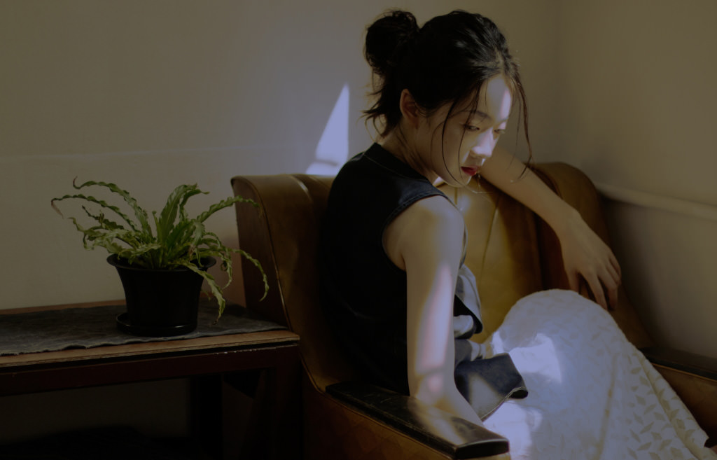 Chen Yung Hua: ‘Warmth’ – Portrait of woman 1