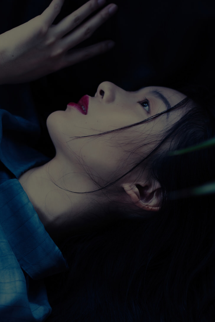 Chen Yung Hua. portrait of woman (closeup)