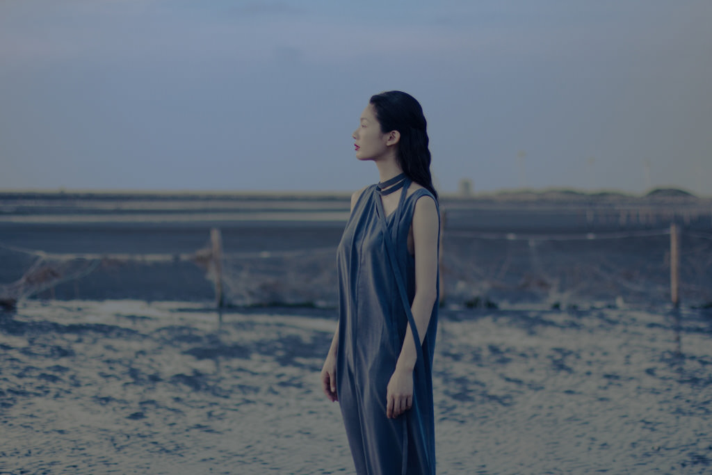 Chen Yung Hwa, portrait of woman 3 (beach)