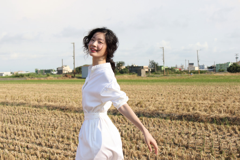 Chen Yung Hua, portrait of woman (light)