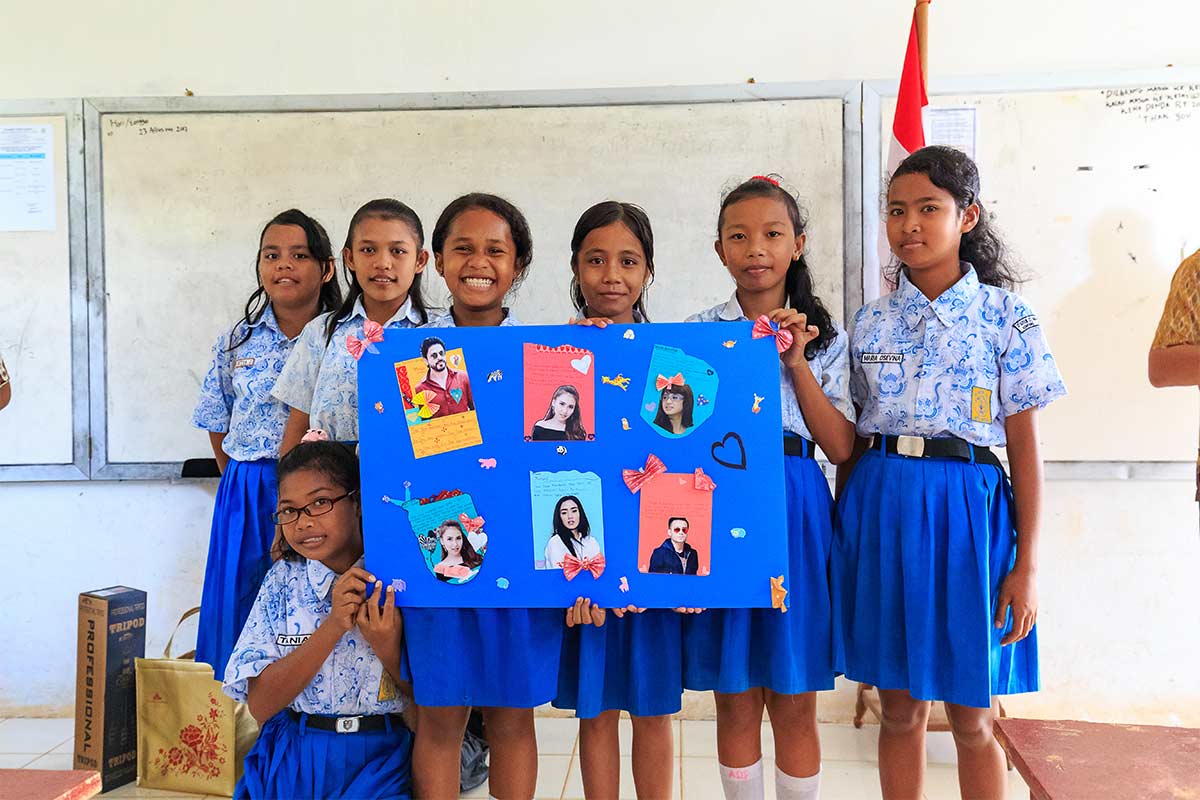 selphy cp1300 compact photo printer