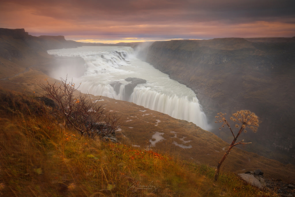 Using diagonals in waterfall photography