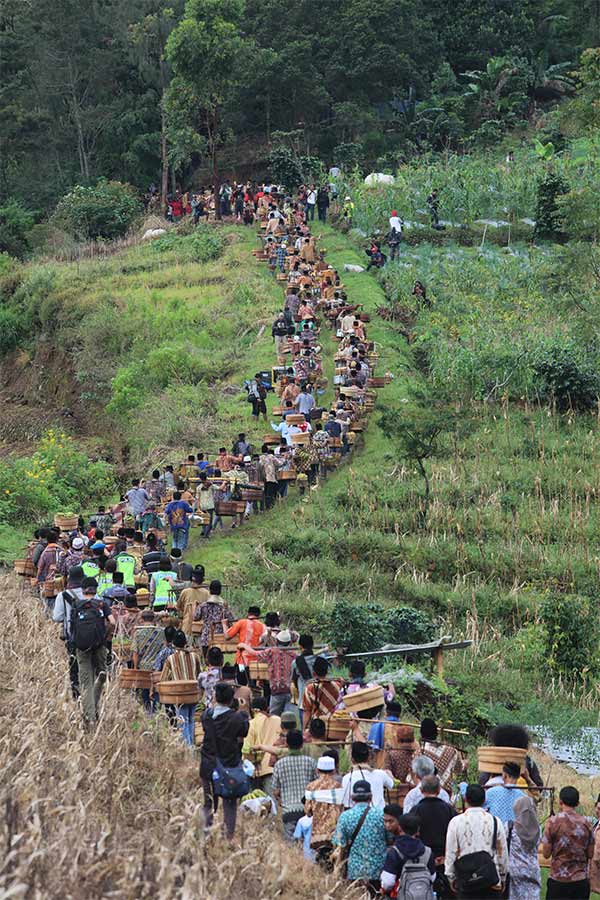 eos 5dsr traditional ceremony in indonesia