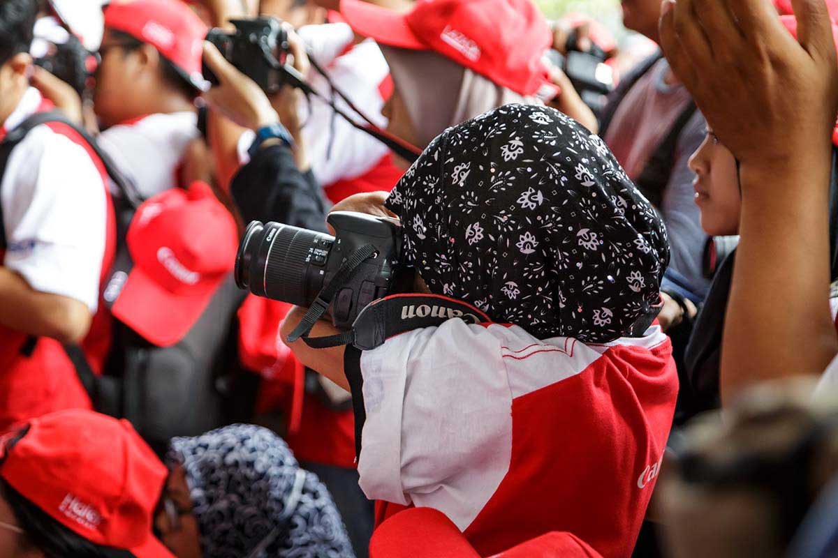 disabled photographer in indonesia