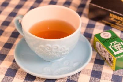 With brown bounce surface