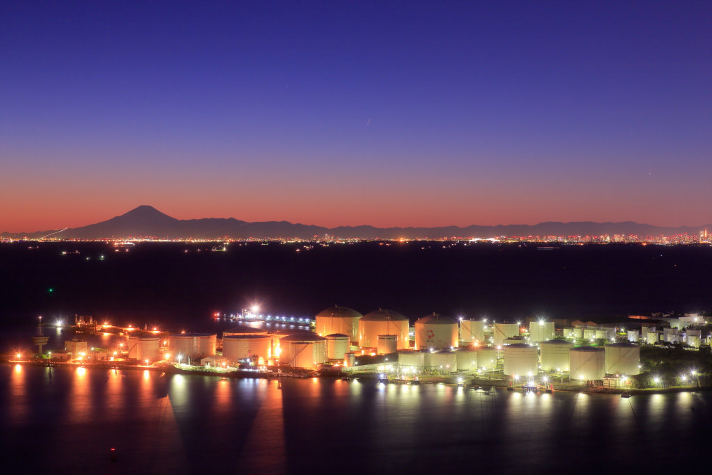Mount Fuji from Chiba Port Tower (standard angle-of-view)