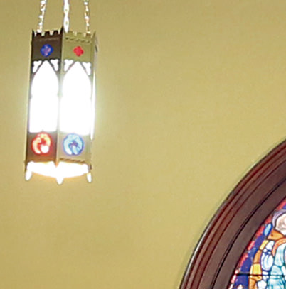 Slightly visible noise at ISO 400