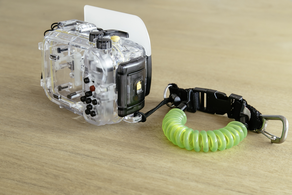 Canon waterproof case WP-DC55 - bungee