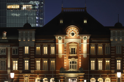 Night shot with EF70-200mm f/4L IS II USM, IS on