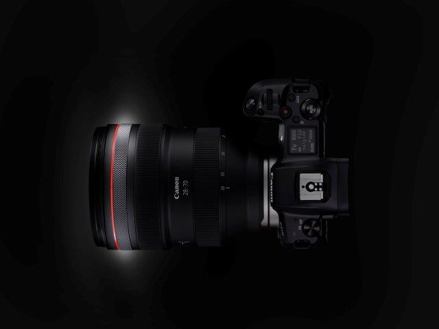 Control ring on the Canon RF lens