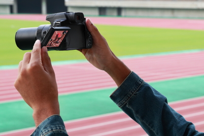 Vari-angle touchscreen monitor on PowerShot SX70 HS 