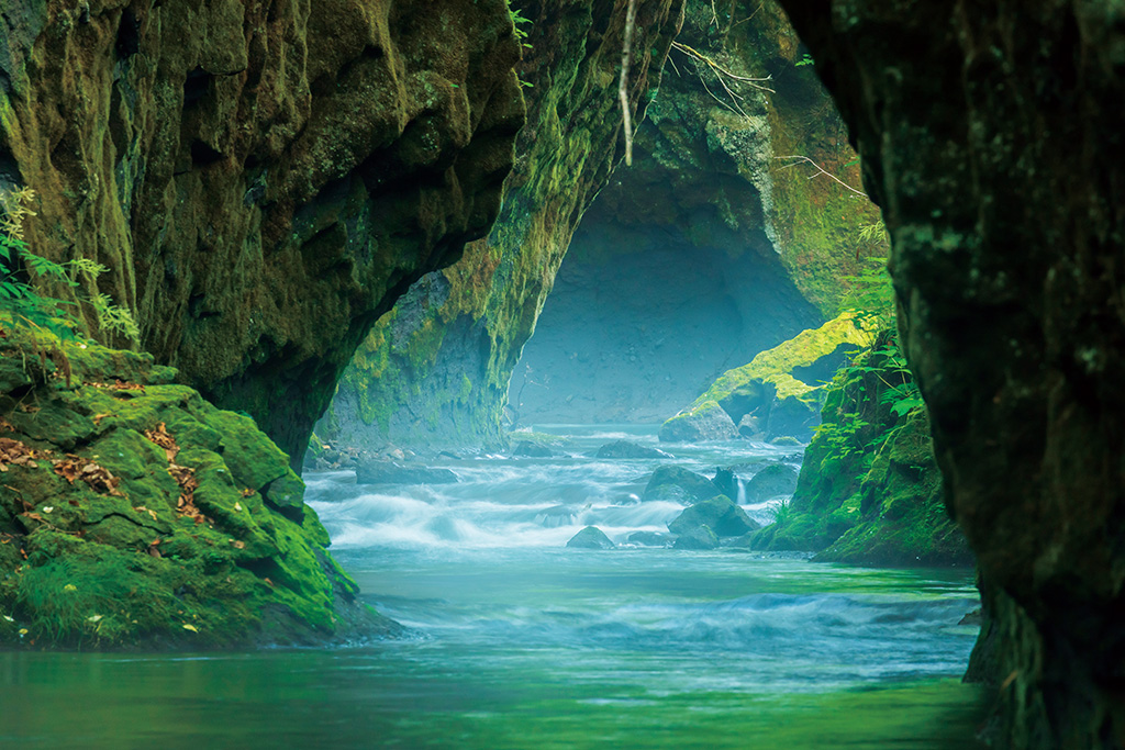 Tarumae Garo gorge, Hokkaido