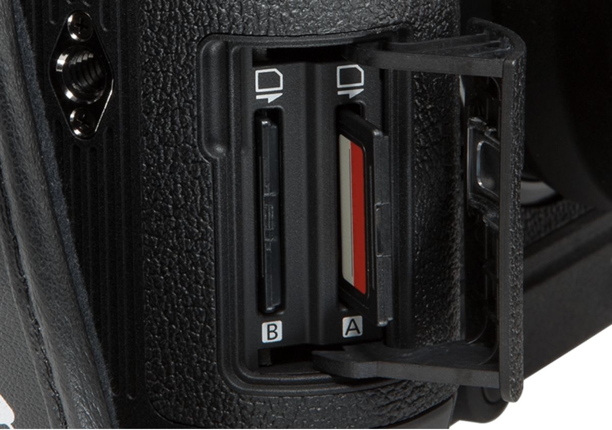 EOS C70 has dual sd card slots