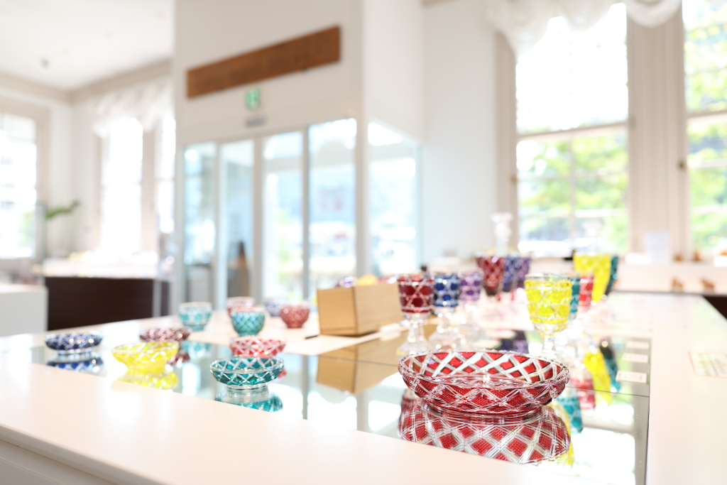 24mm wide-angle shot of interior