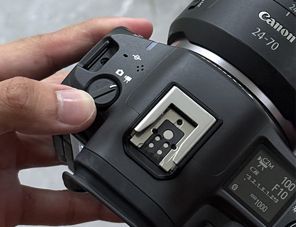EOS R5 Mark II photo video switch