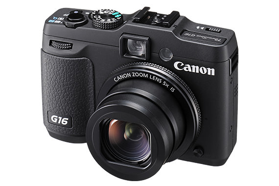Performance enhanced with the new “DIGIC 6” image